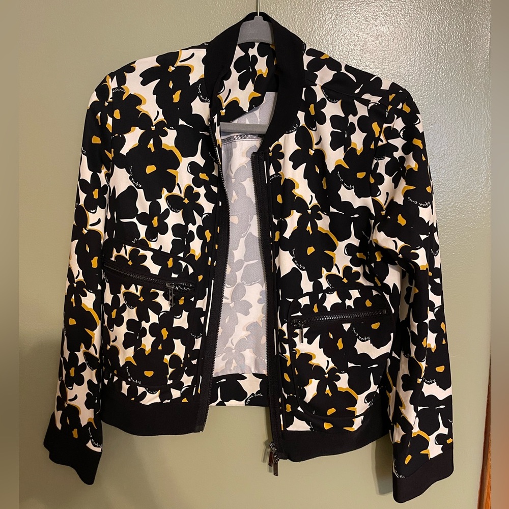 Bomber jacket